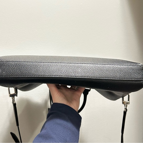 Louis Vuitton Black Taurillon Armand Briefcase MM Leather - Picture 11 of 15